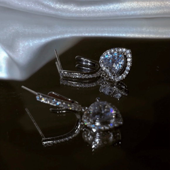 2pcs Sliver Shiny Rhinestone Heart Drop Earrings For Women Wedding Party Gift - Picture 5 of 5